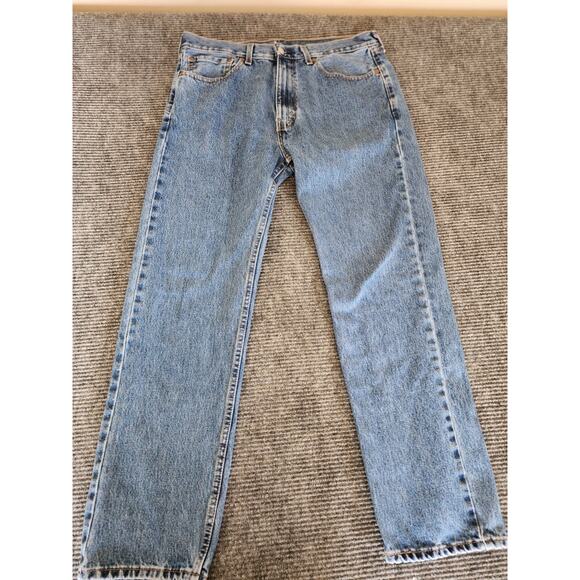 Levis 505 Jeans Mens 36x32 Blue Medium Wash Regular Fit - Picture 2 of 10